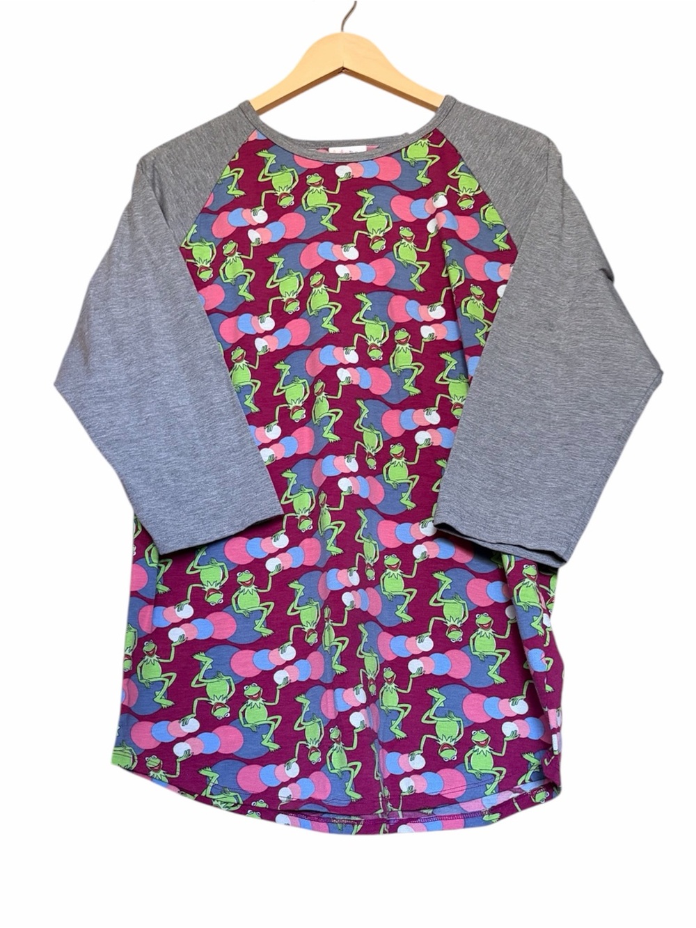 LuLaRoe Long Sleeve Tee in Kermit